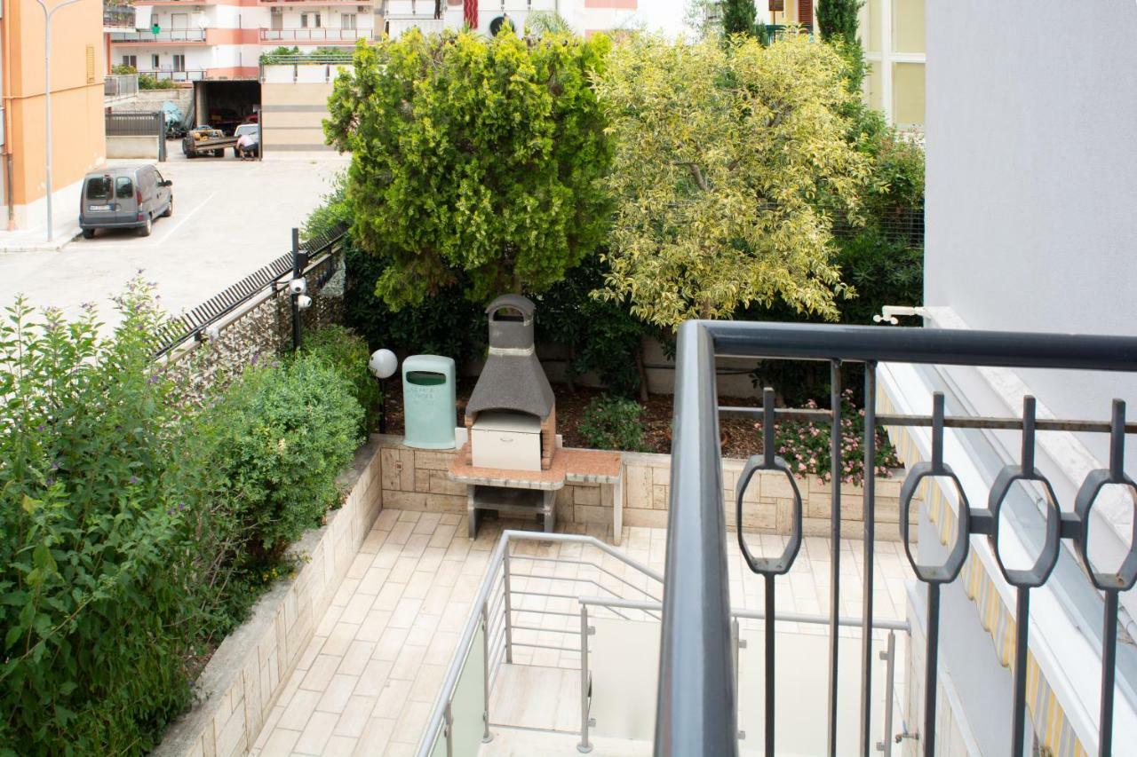 Villa Franca Mini Appartamenti Bisceglie Eksteriør bilde